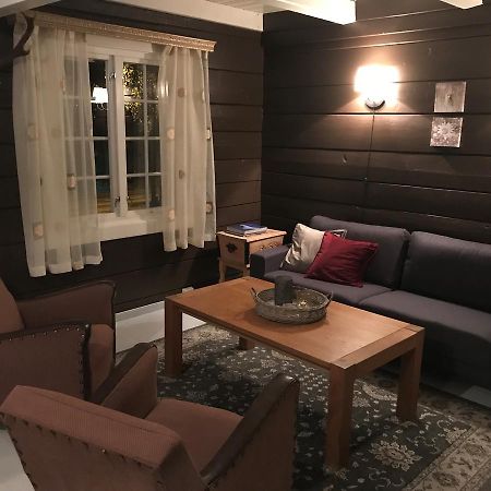 Visnes Hotel สตรีน ภายนอก รูปภาพ